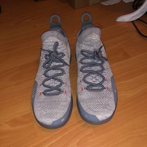 Nike KD shoes size 10.5